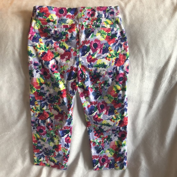 Janie and Jack - Never worn - Girls size 5 floral ponte pant - Picture 3 of 4